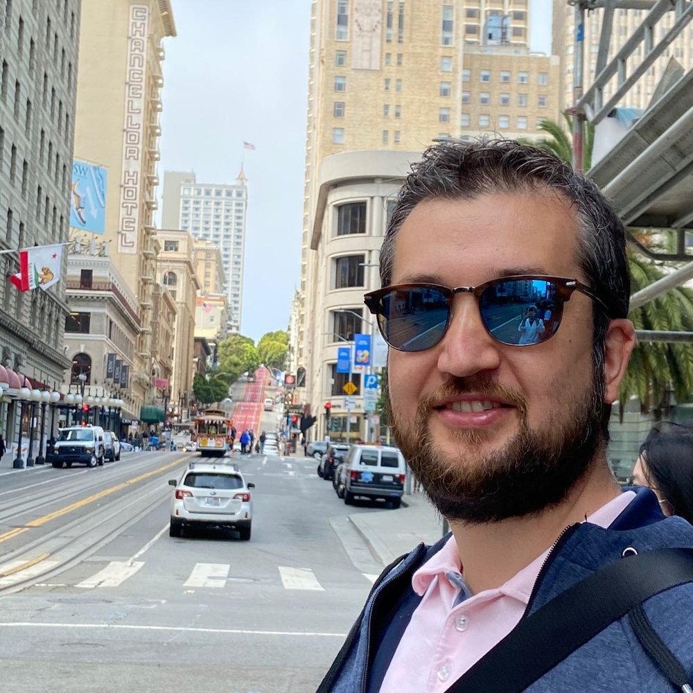 Meet your Posher, Adam